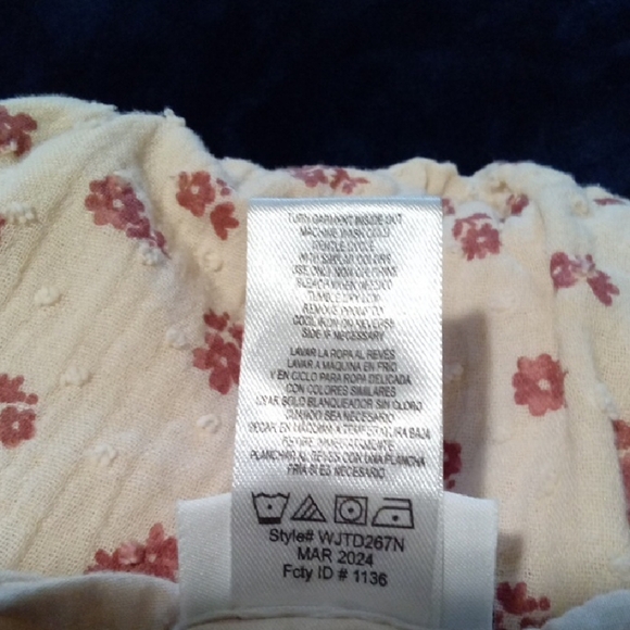 Nicole Miller Cream and Red Floral Kids Dress - Picture 7 of 8